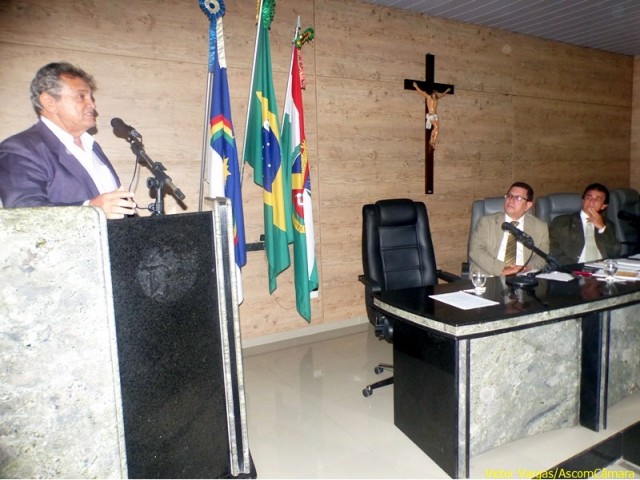 Diretor geral do HRA fala sobre crise do hospital em reunião da Câmara - Foto Victor Vargas - AscomCâmara